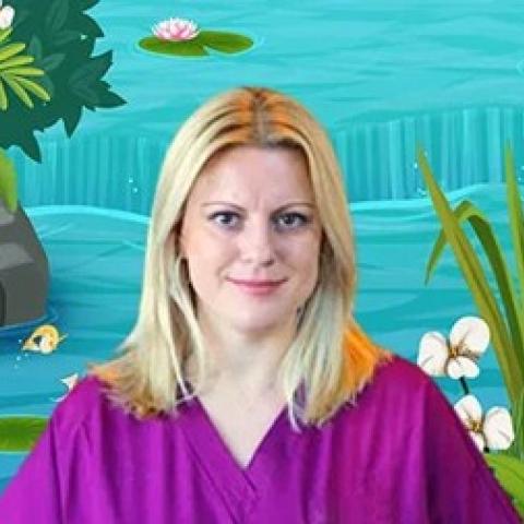 Profile photo of Dr. Julia Bonks, 